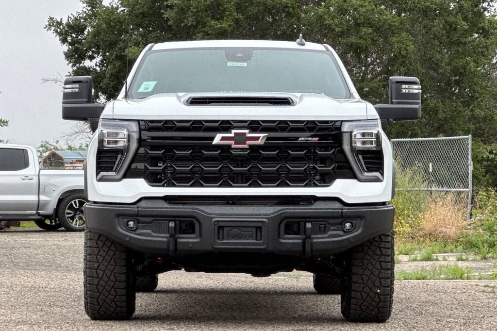 New 2026 Chevrolet Silverado 2500 ZR2 w/ ZR2 Bison Edition AWD/4WD image 9