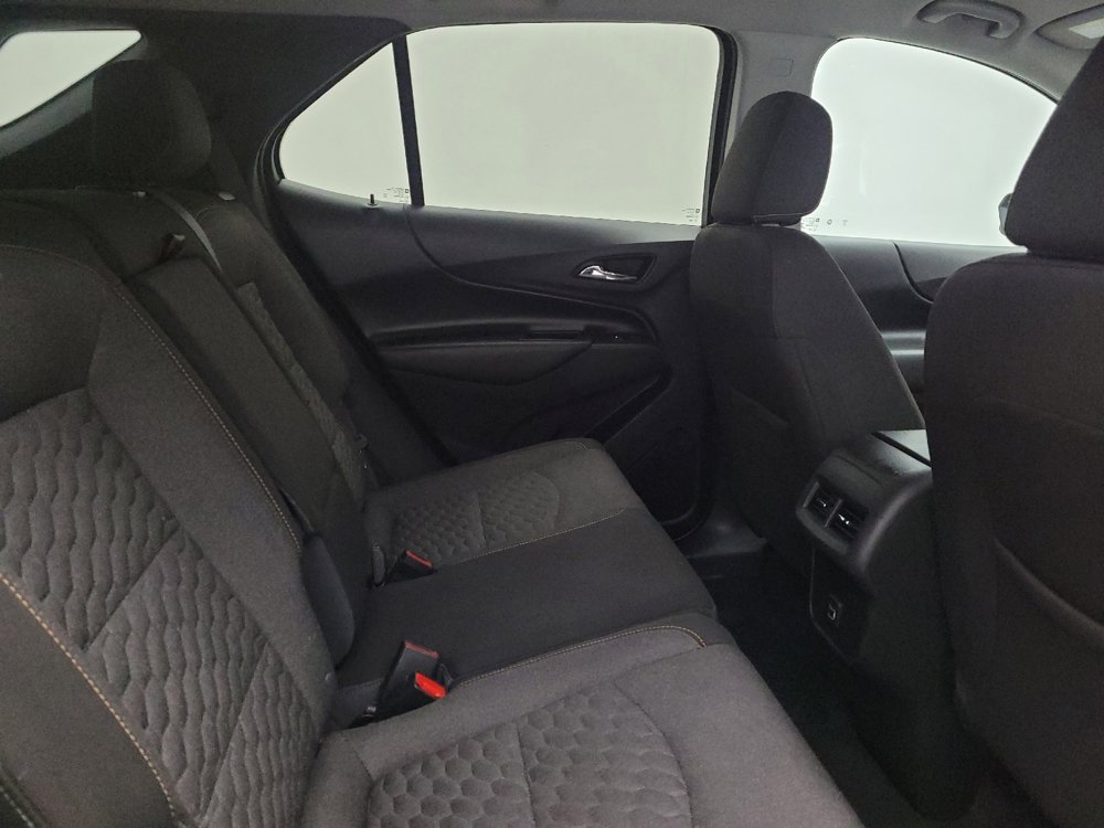 Used 2021 Chevrolet Equinox LT w/ LPO, Cargo Package FWD image 19