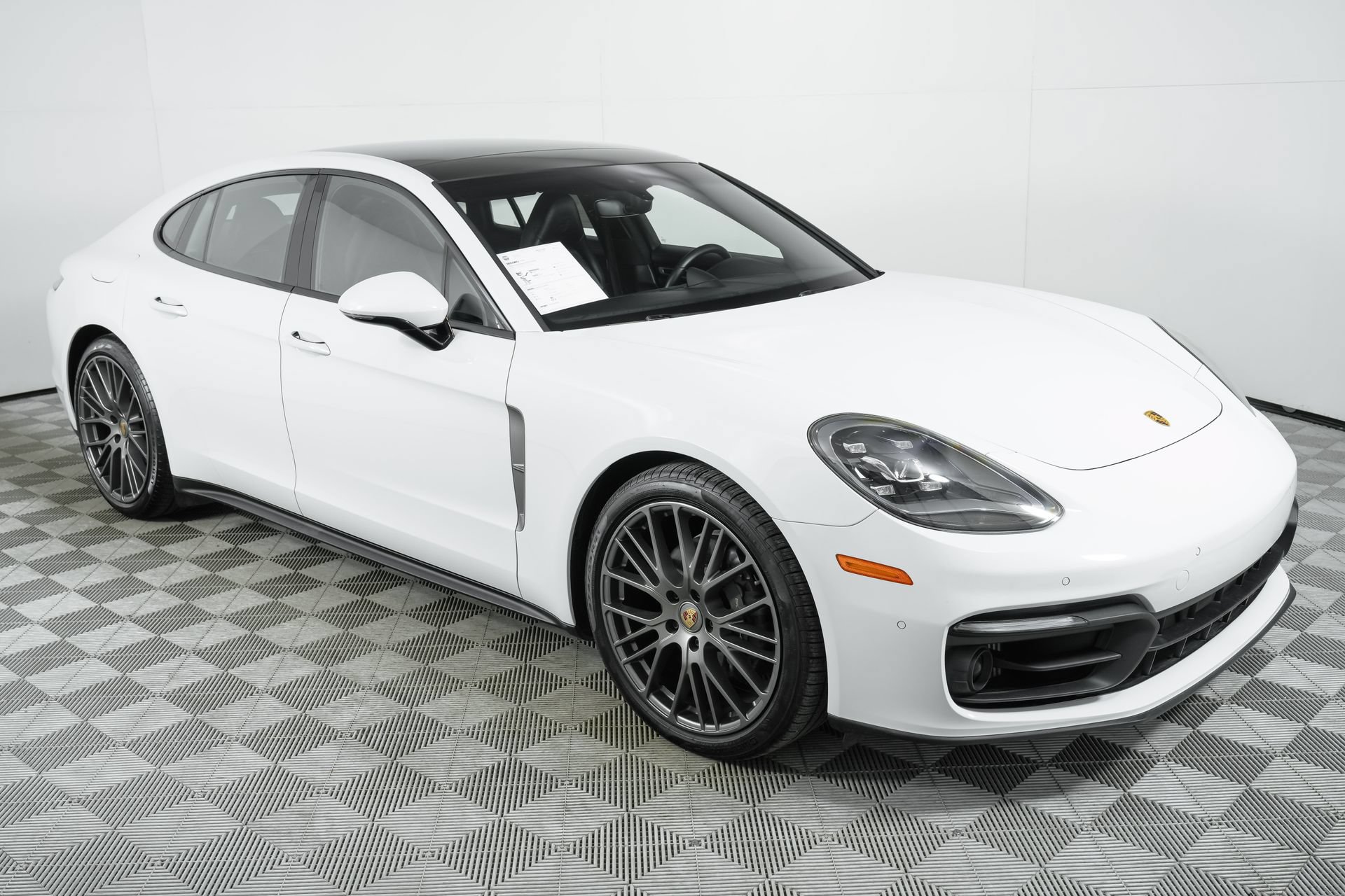 Used 2023 Porsche Panamera Platinum Edition RWD image 74