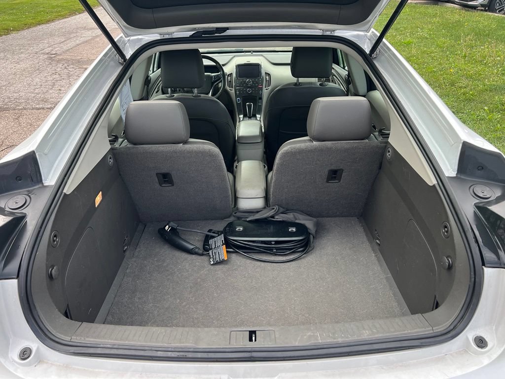 Used 2015 Chevrolet Volt Premium w/ Premium Trim Package FWD image 14