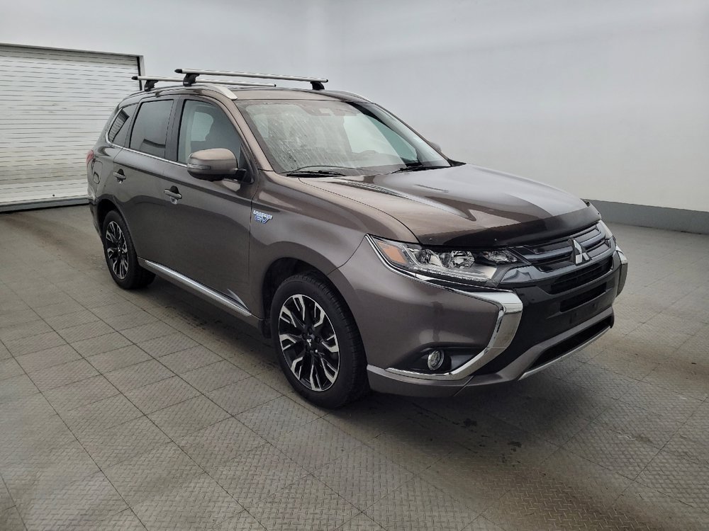 Used 2018 Mitsubishi Outlander GT AWD/4WD image 13
