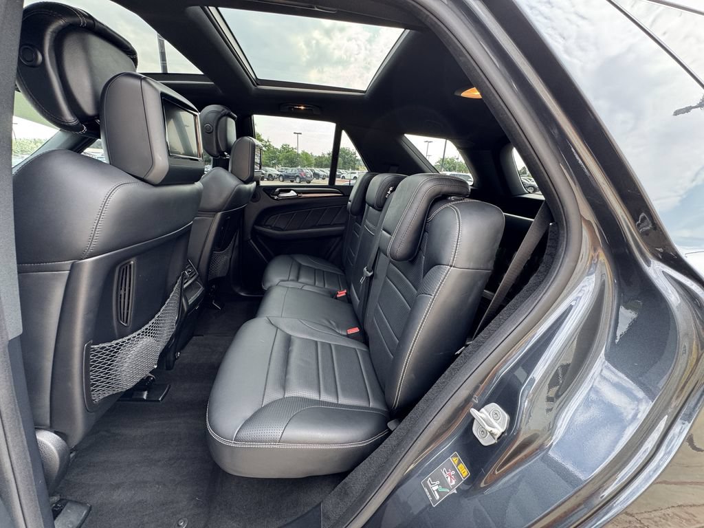 Used 2014 Mercedes-Benz ML 63 AMG 4MATIC image 35