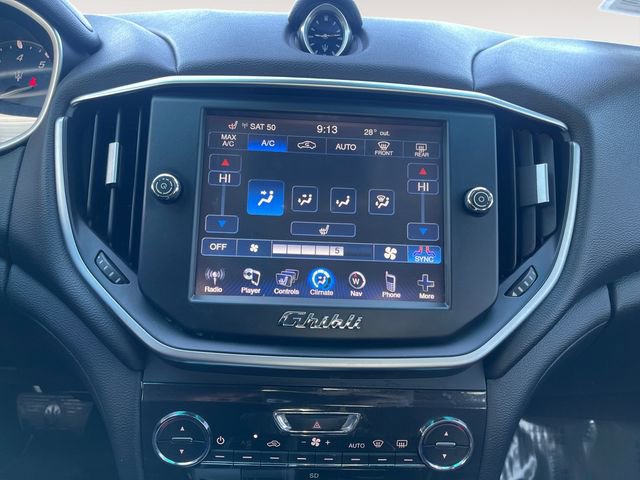 Used 2015 Maserati Ghibli RWD image 17
