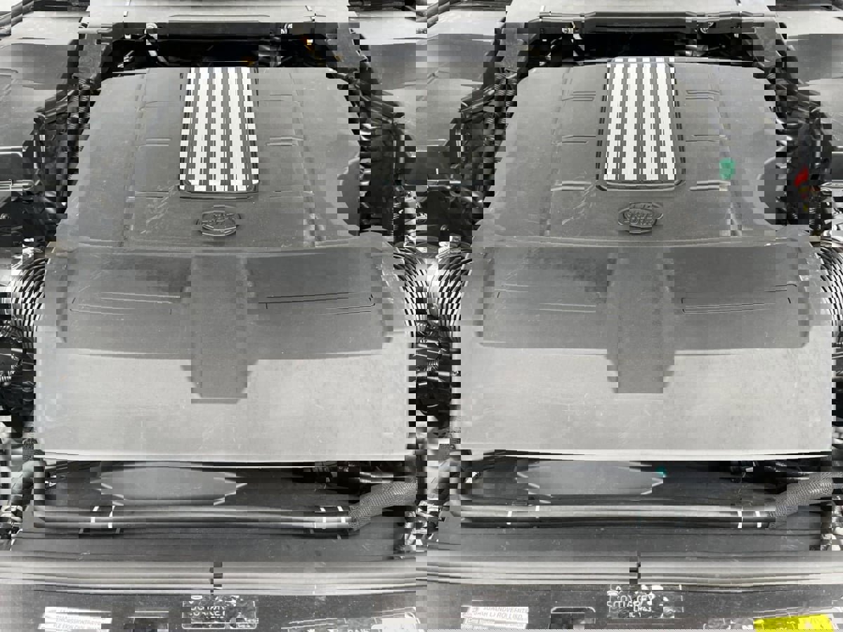 Used 2015 Land Rover LR4 HSE LUX image 9