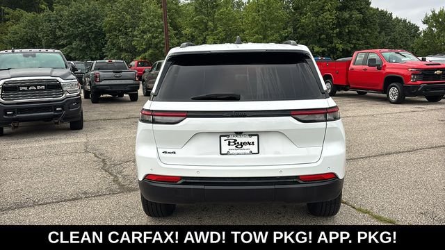 Used 2024 Jeep Grand Cherokee Altitude AWD/4WD image 29