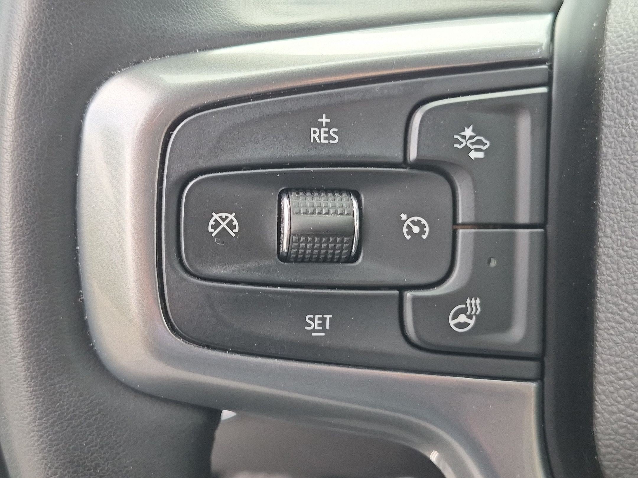 Certified 2024 Chevrolet Silverado 1500 RST w/ Convenience Package II AWD/4WD image 17