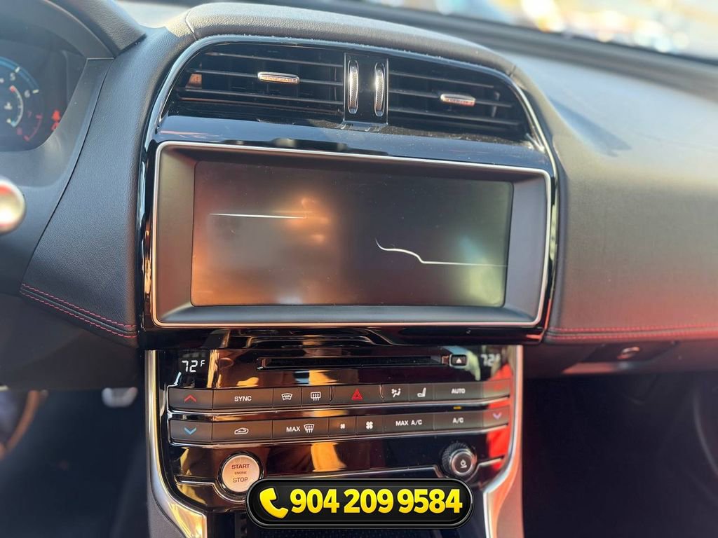 Used 2018 Jaguar XE S image 8