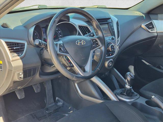 Used 2013 Hyundai Veloster RE:MIX Edition FWD image 10