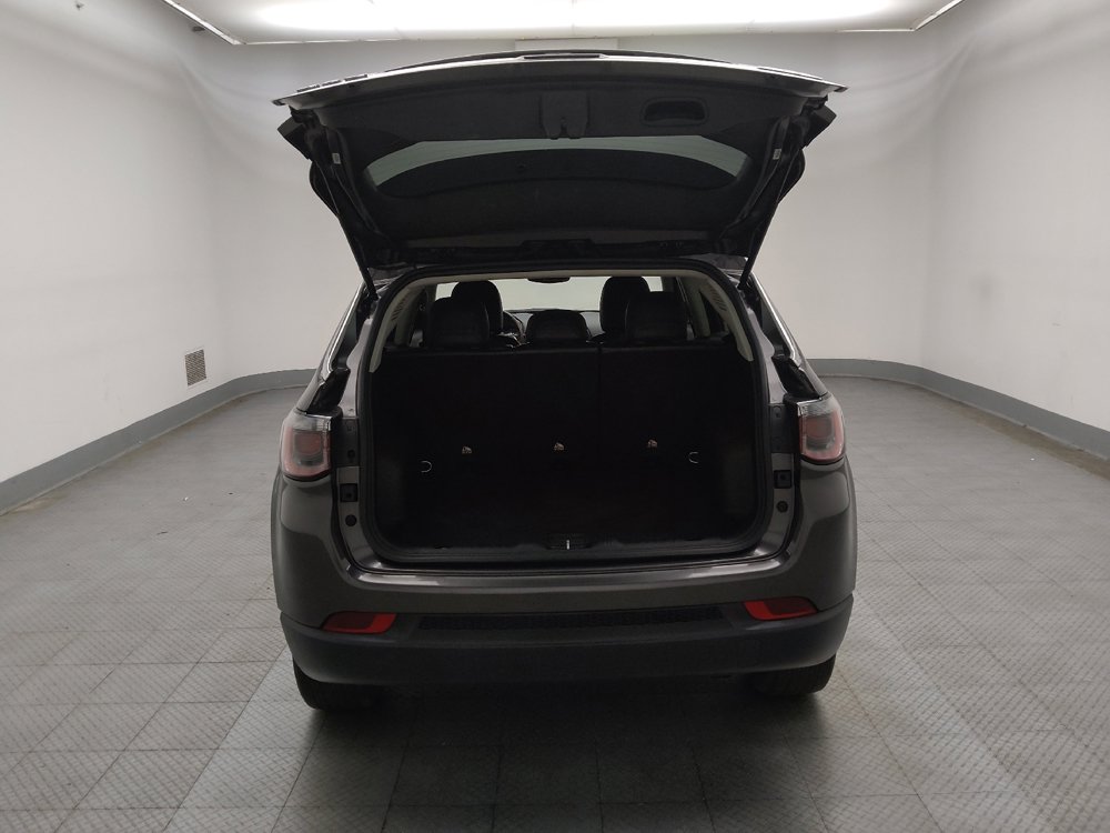 Used 2021 Jeep Compass Latitude w/ Convenience Group image 29