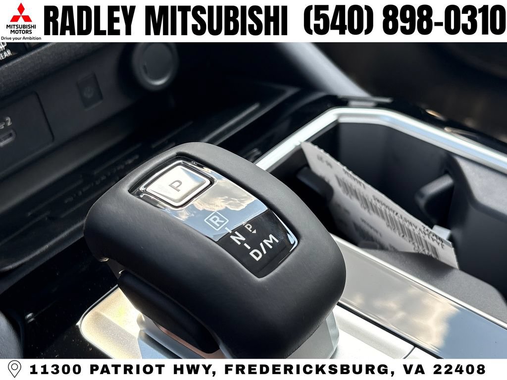 New 2026 Mitsubishi Outlander SE AWD/4WD image 11