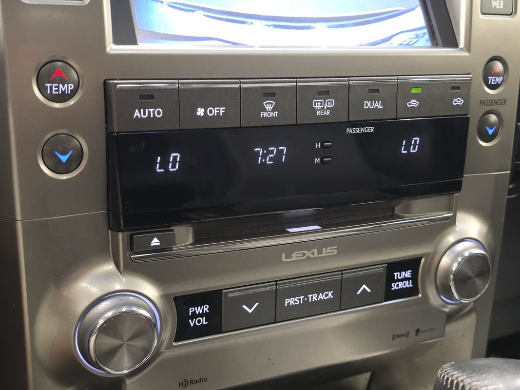 Used 2015 Lexus GX 460 AWD/4WD image 40