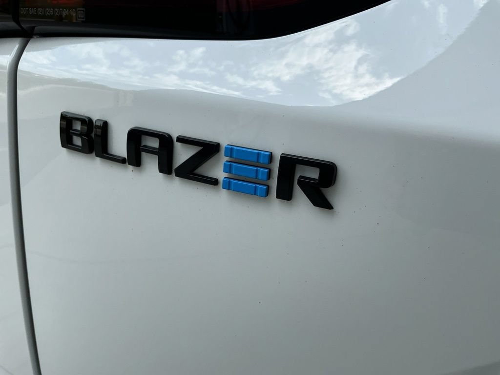 Used 2024 Chevrolet Blazer EV RS AWD/4WD image 11