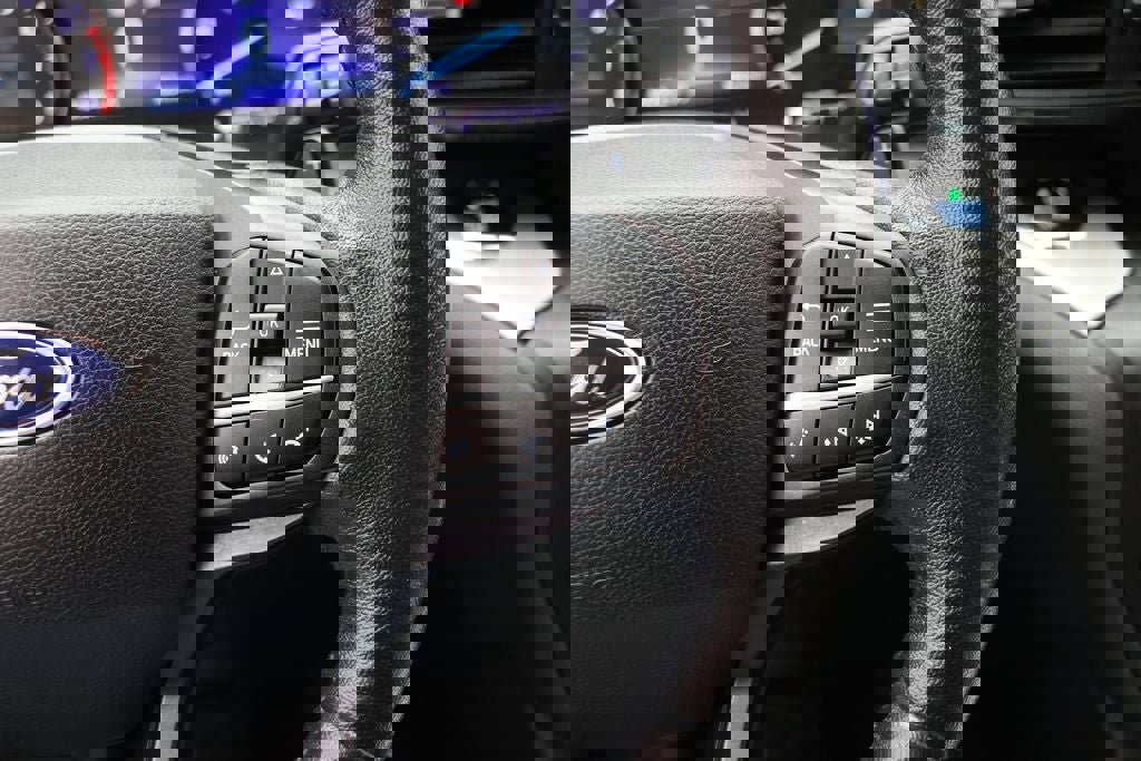 Used 2020 Ford Explorer XLT w/ Comfort Package image 20