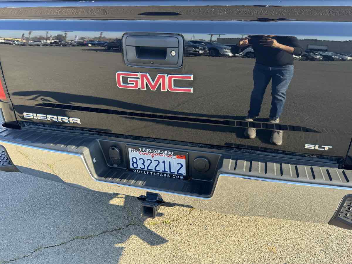 Used 2015 GMC Sierra 1500 SLT w/ SLT Crew Cab Value Package image 10