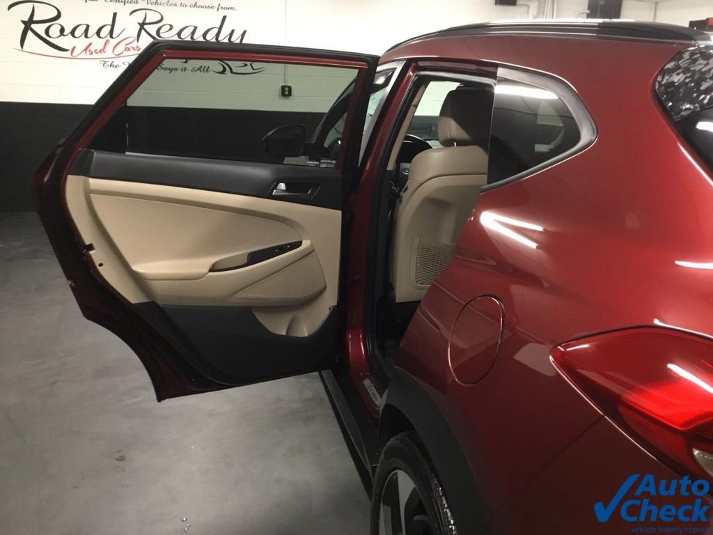 Used 2016 Hyundai Tucson Limited w/ Option Group 03 image 26