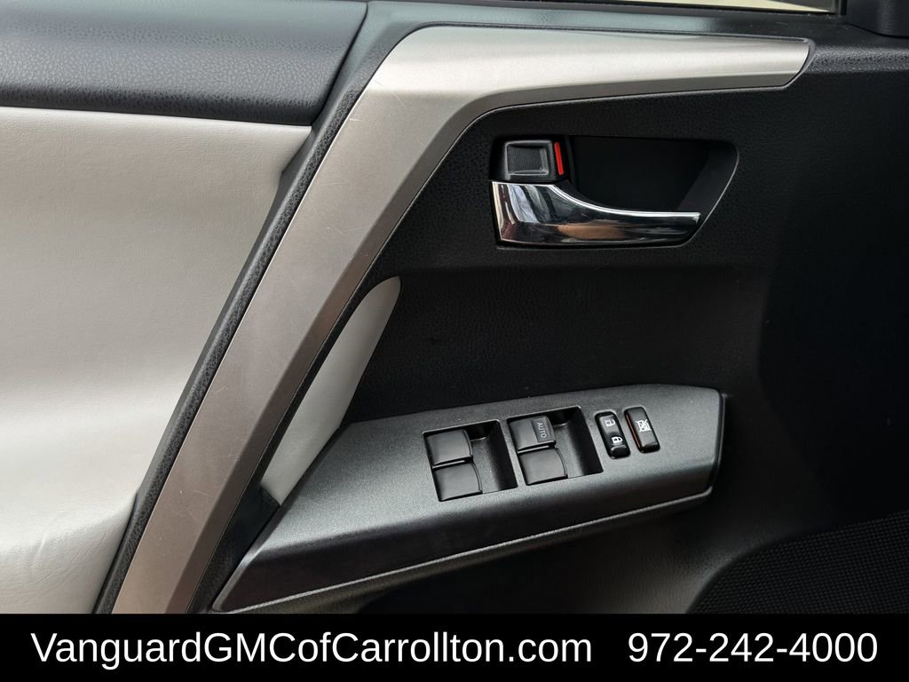 Used 2018 Toyota RAV4 XLE w/ Plus Extra Value Package FWD image 24