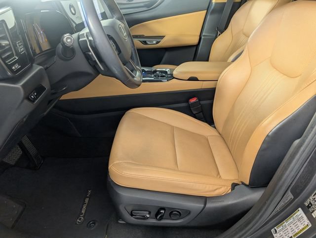 Used 2024 Lexus NX 250 FWD w/ Towing Package (2000 Lbs) image 13