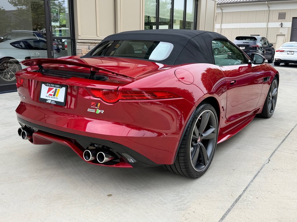 Used 2016 Jaguar F-TYPE R AWD/4WD image 9