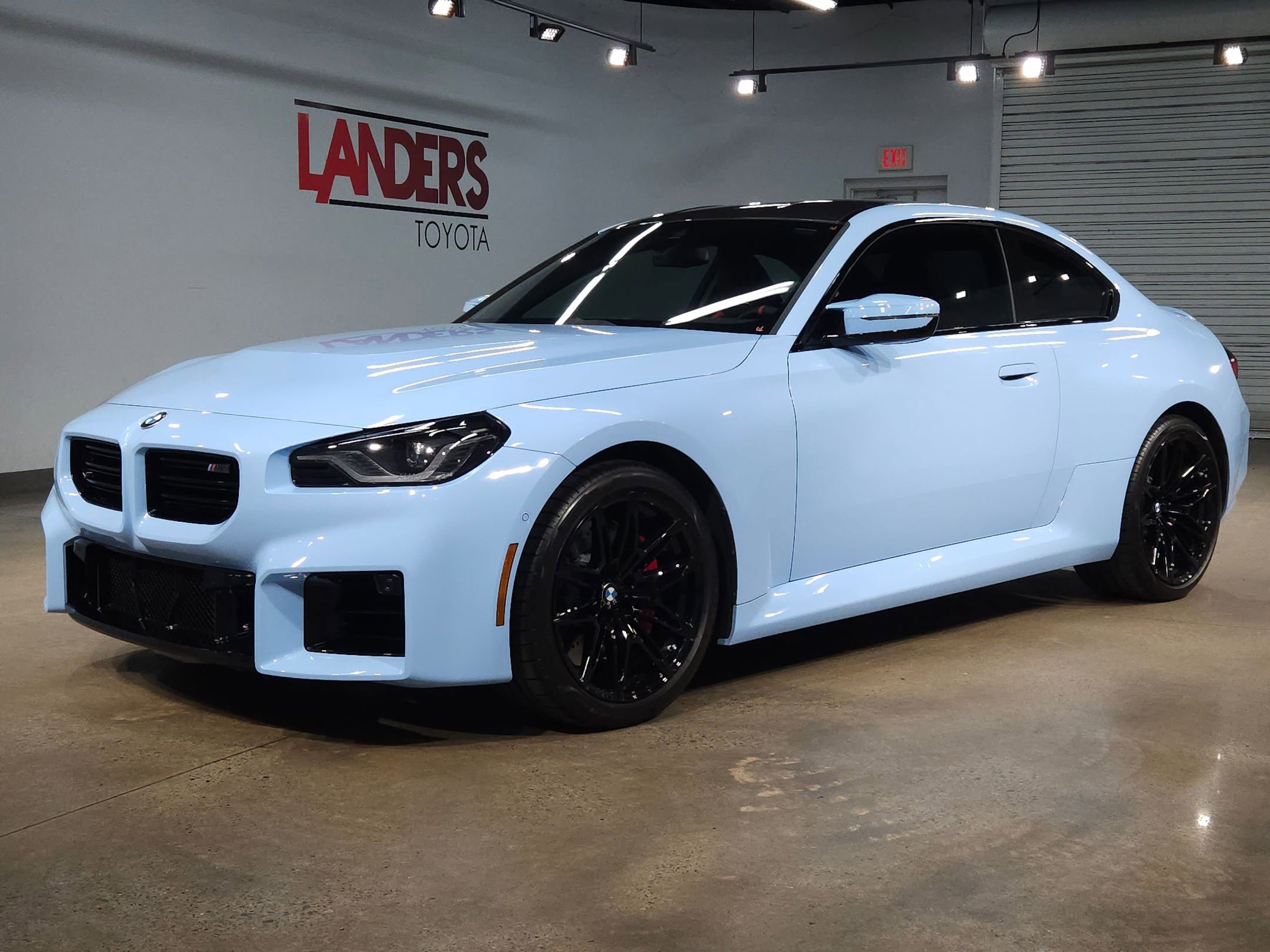 Used 2026 BMW M2 w/ Lighting Package image 3