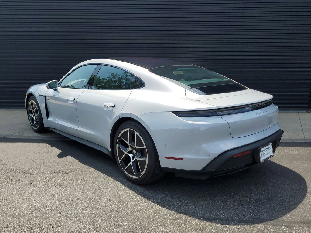 Certified 2025 Porsche Taycan 4S AWD/4WD image 3