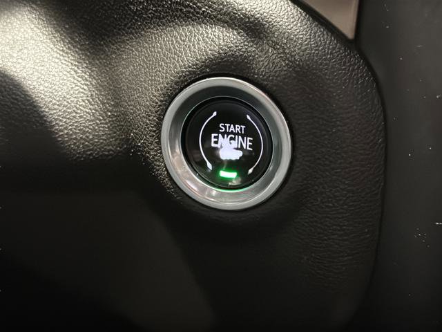 Used 2019 Chevrolet Silverado 1500 High Country w/ Technology Package image 32