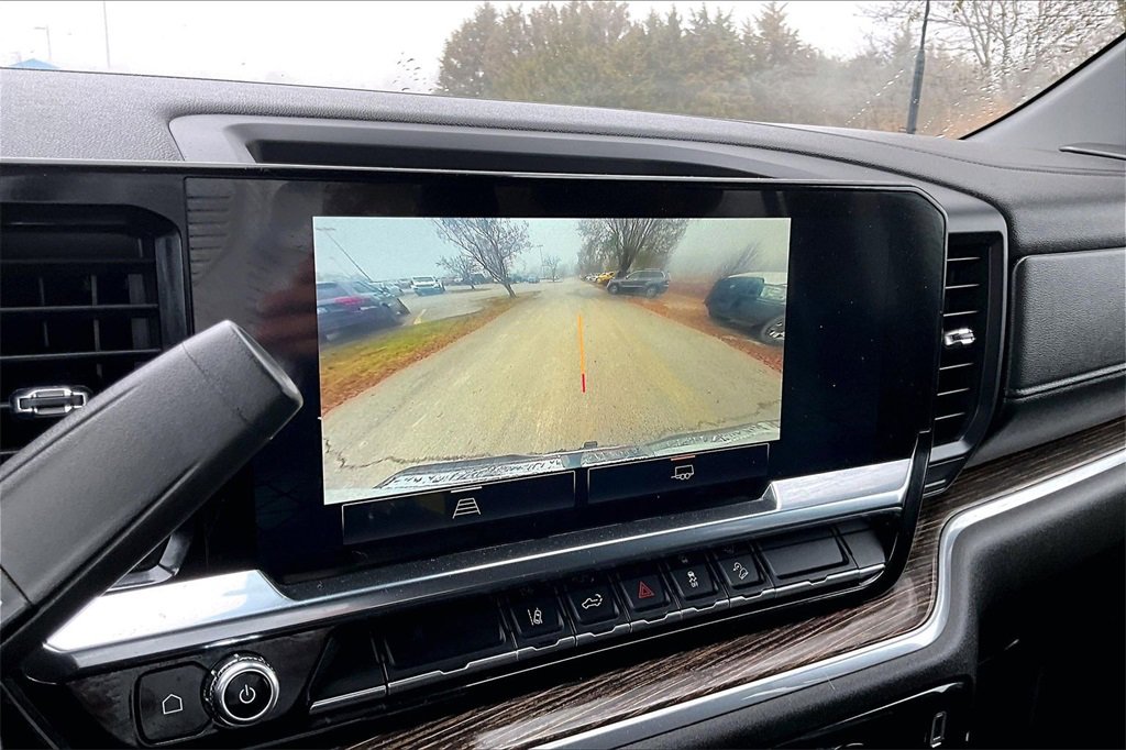 Used 2024 GMC Sierra 3500 SLE w/ SLE Convenience Package image 18