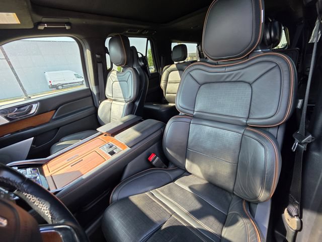 Used 2023 Lincoln Navigator L Black Label AWD/4WD image 27