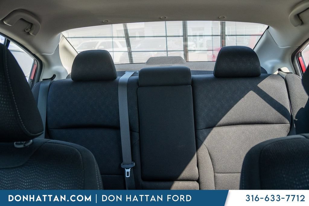 Used 2015 Subaru Legacy 2.5i Premium AWD/4WD image 22