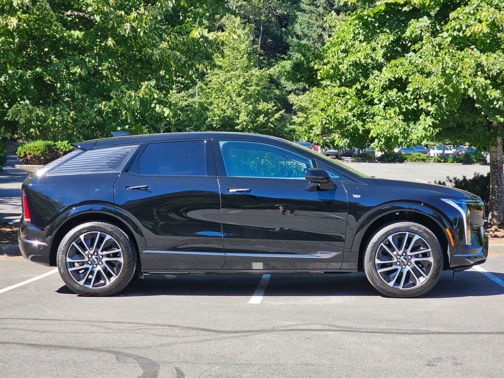 New 2026 Cadillac Optiq Sport 1 AWD/4WD image 6