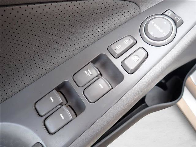 Used 2013 Hyundai Sonata Limited FWD image 13
