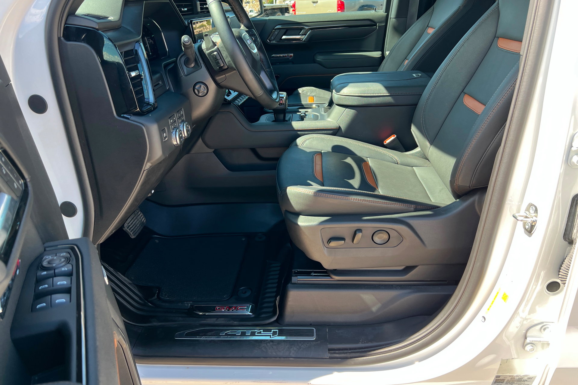 Used 2026 GMC Sierra 1500 AT4 AWD/4WD image 14