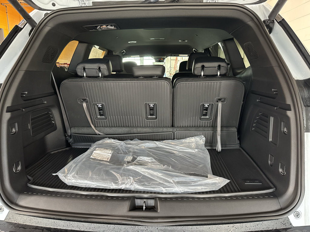 New 2026 GMC Acadia Elevation w/ Black Edition AWD/4WD image 21