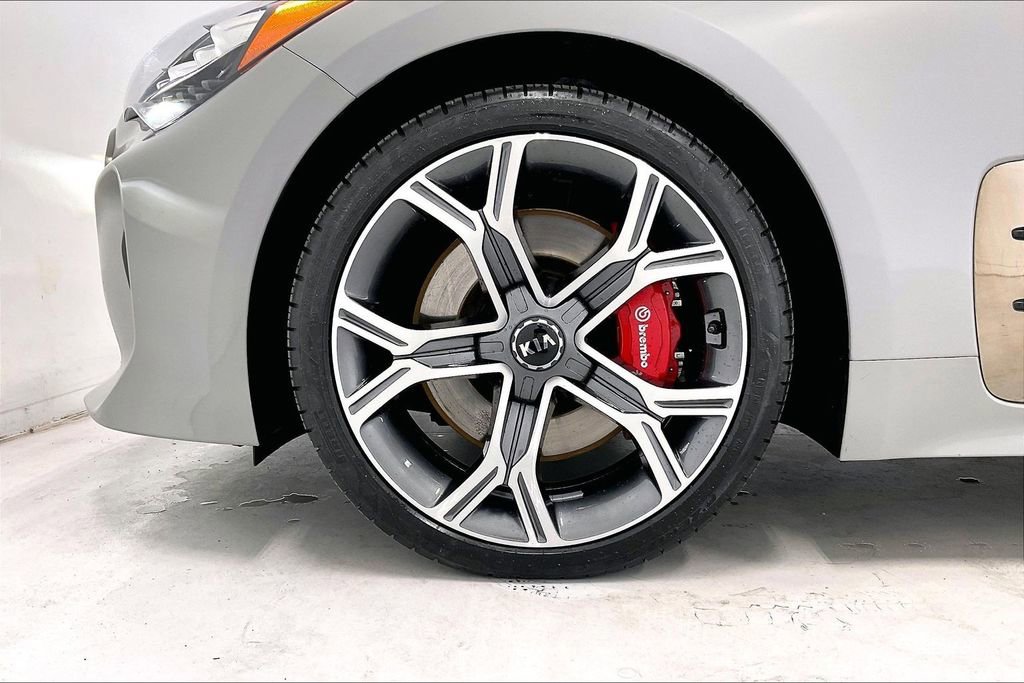 Used 2019 Kia Stinger GT1 RWD image 10