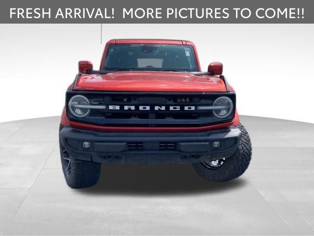 Used 2022 Ford Bronco Outer Banks AWD/4WD image 2