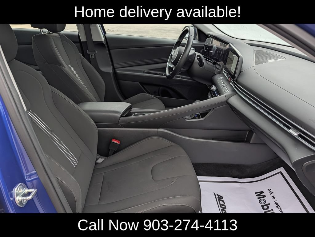 Used 2025 Hyundai Elantra SEL FWD image 34