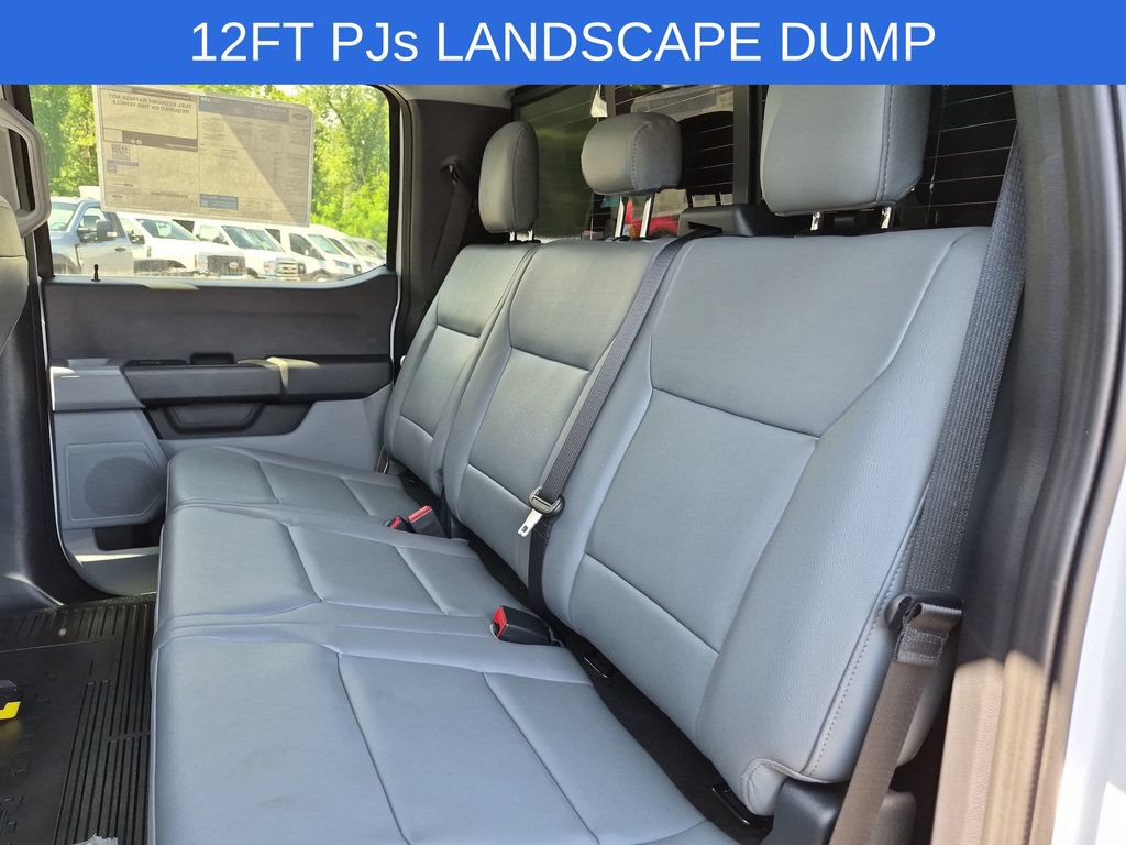 New 2026 Ford F550 4x4 Crew Cab image 21