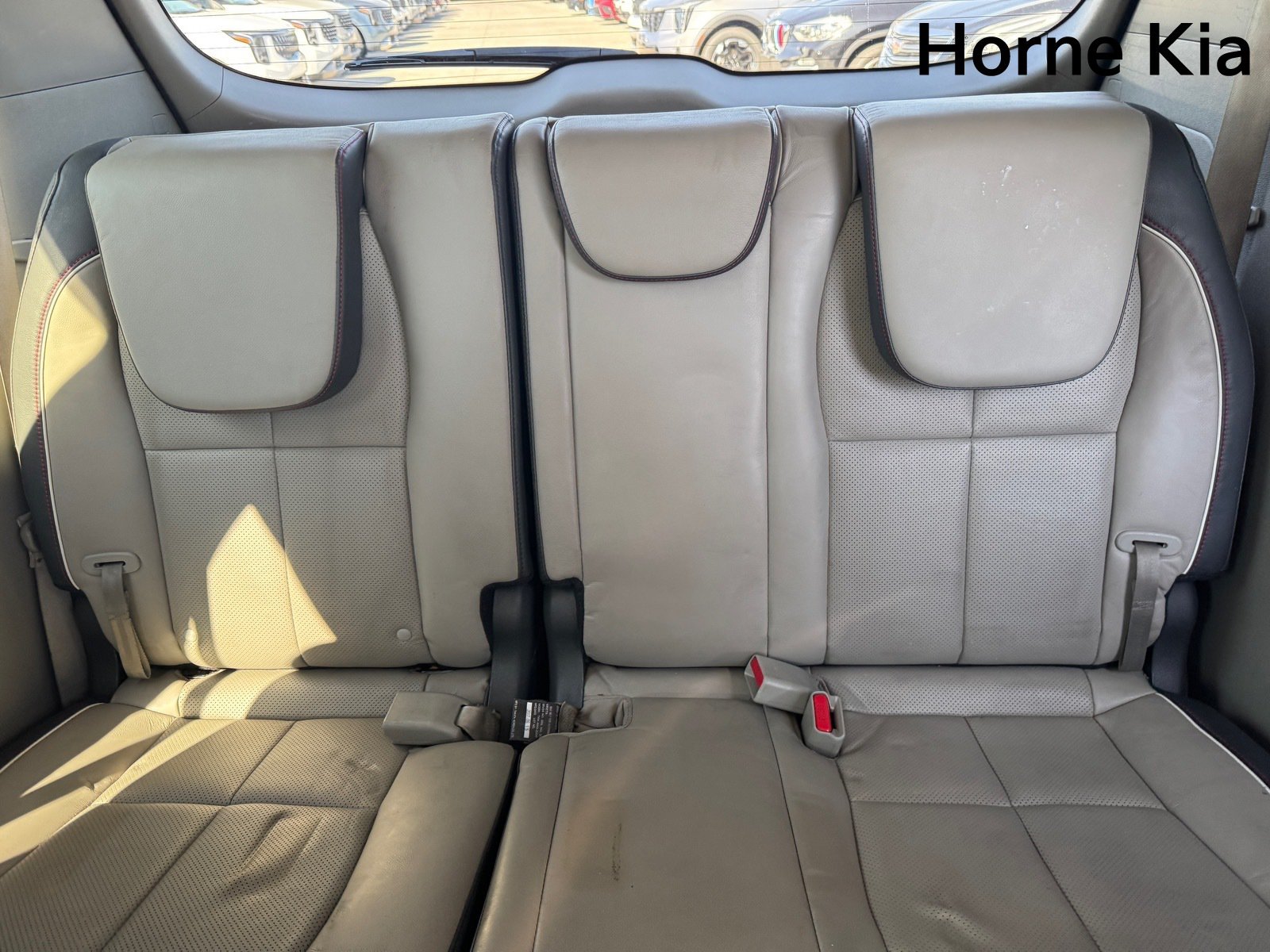 Used 2018 Kia Sedona LX w/ LX Essentials Premium Package FWD image 14