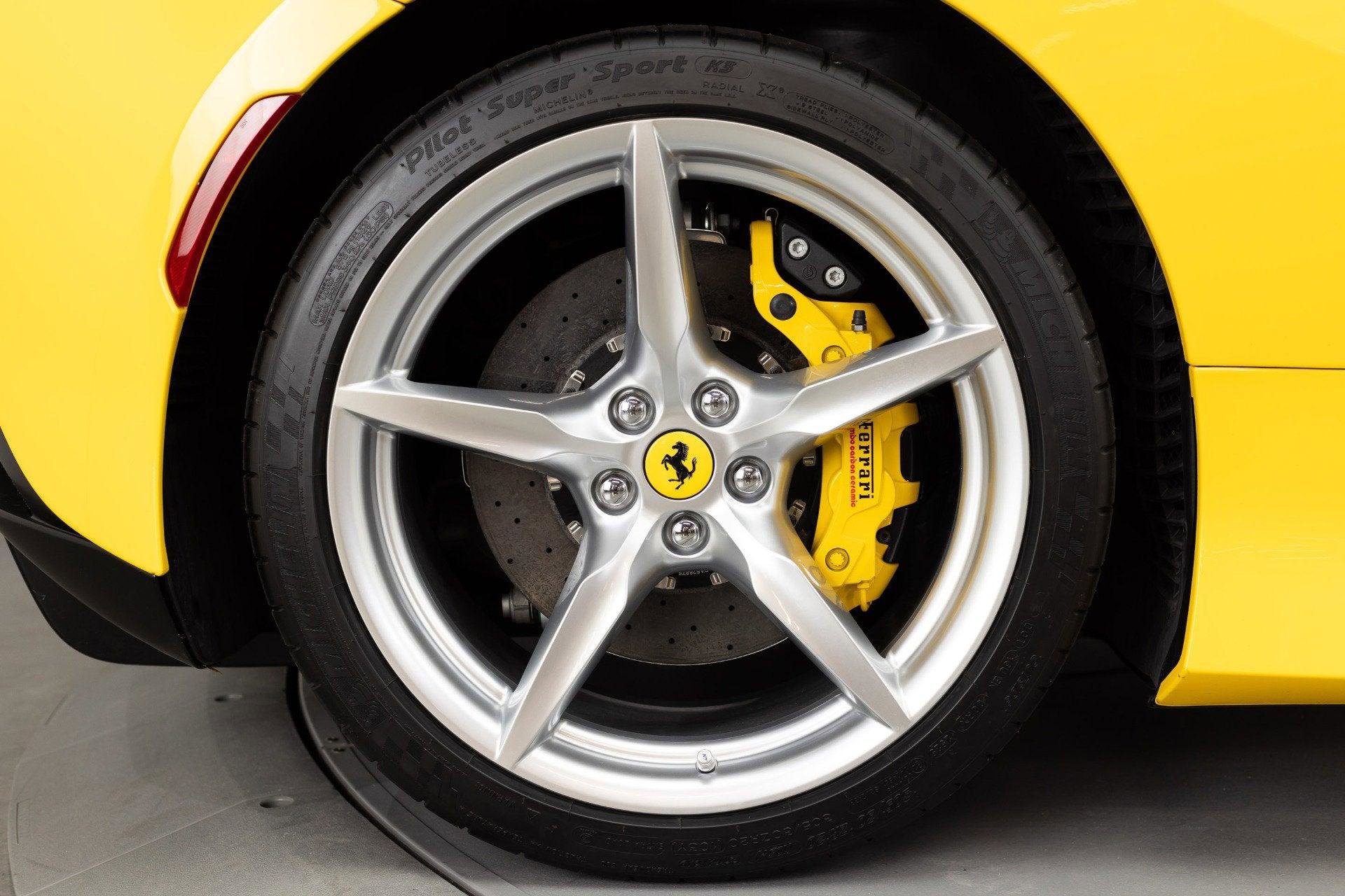 Certified 2021 Ferrari F8 Tributo RWD image 24
