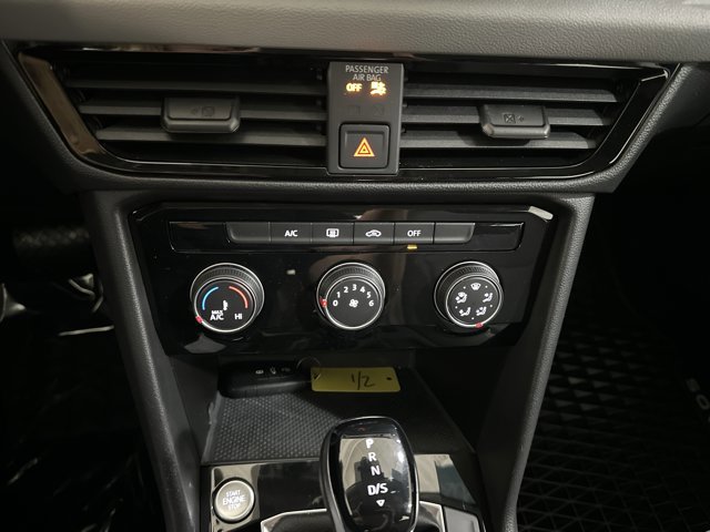 Certified 2024 Volkswagen Taos S w/ MDO Package image 32