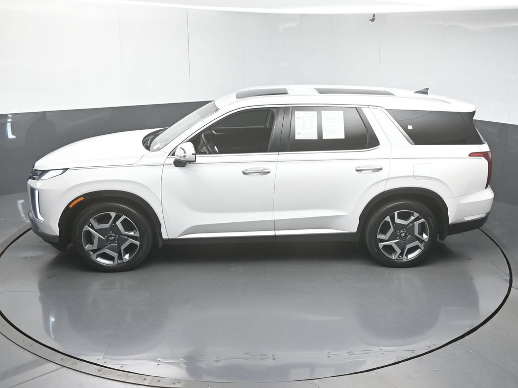 Used 2024 Hyundai Palisade Limited FWD image 46