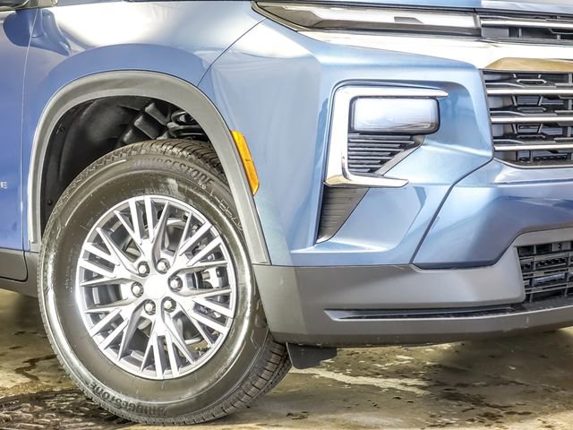 New 2026 Chevrolet Traverse LT w/ LPO, Floor Liner Package FWD image 4