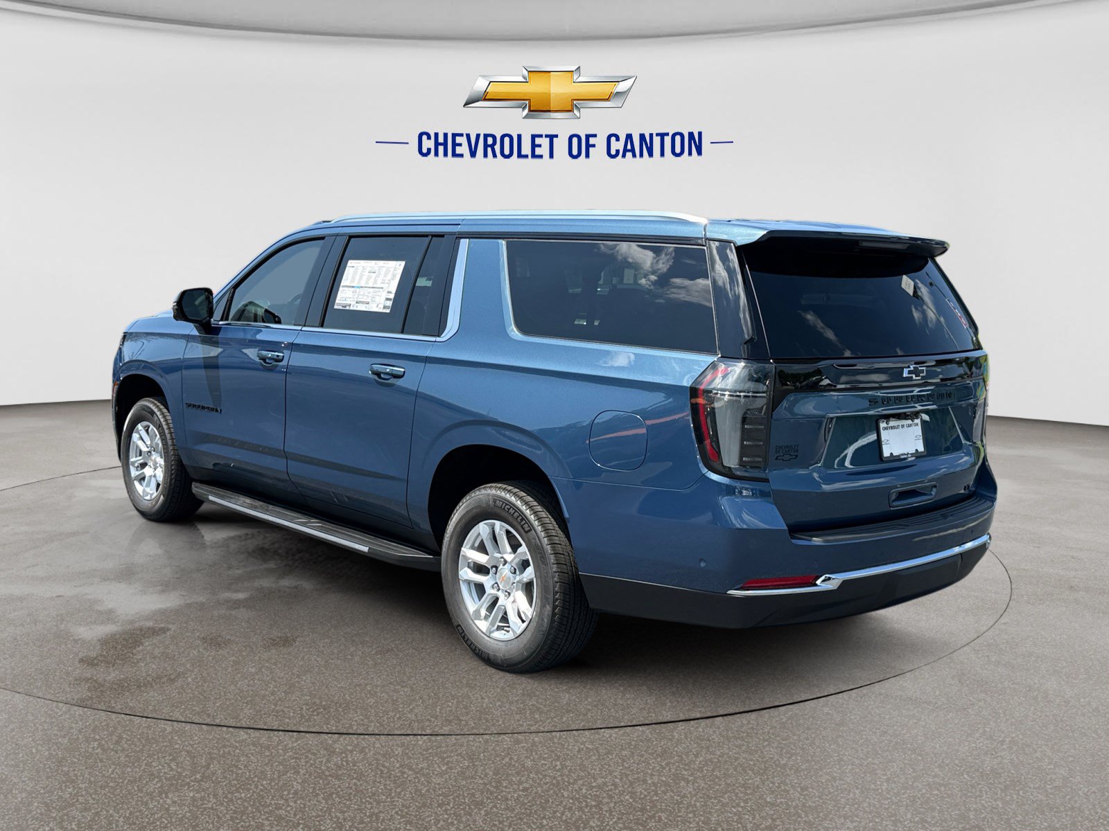New 2026 Chevrolet Suburban LT w/ Advanced Technology Package RWD image 7