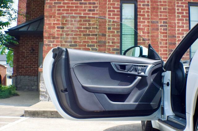 Used 2021 Jaguar F-TYPE R AWD/4WD image 19