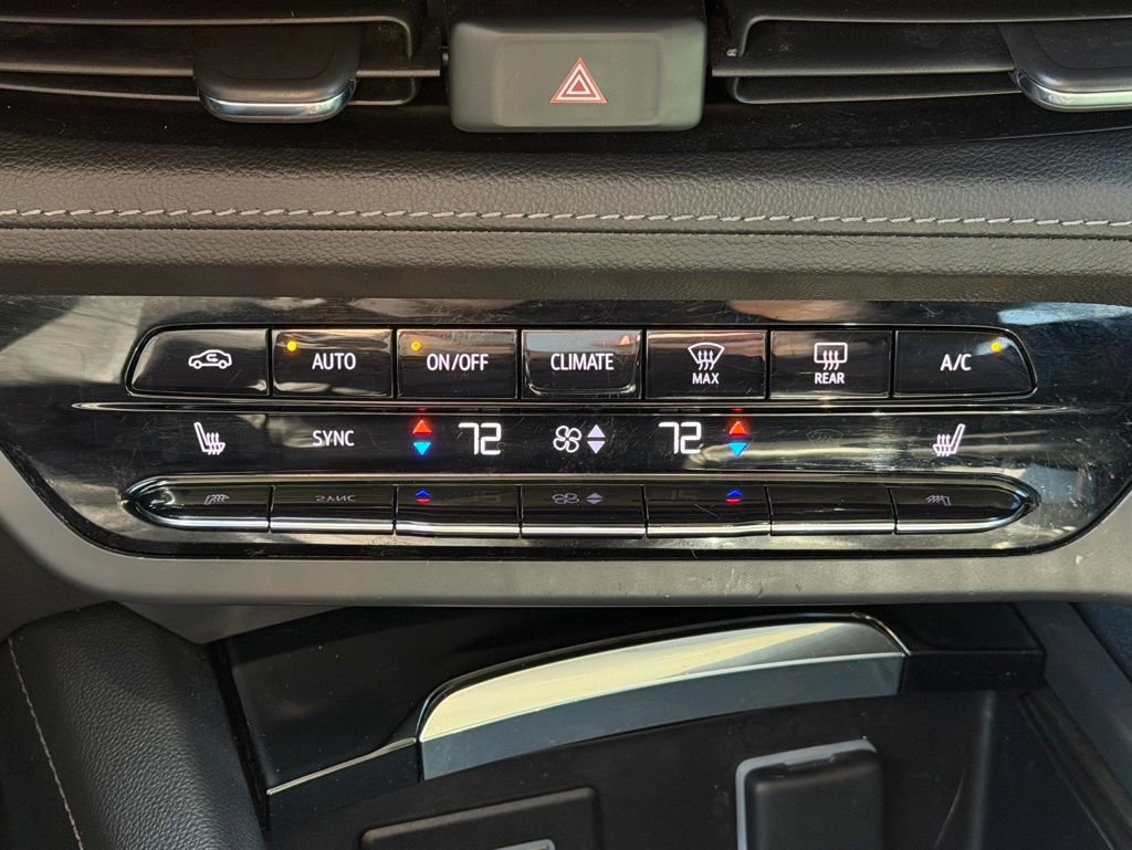 Used 2023 Buick Envision Essence AWD/4WD image 16