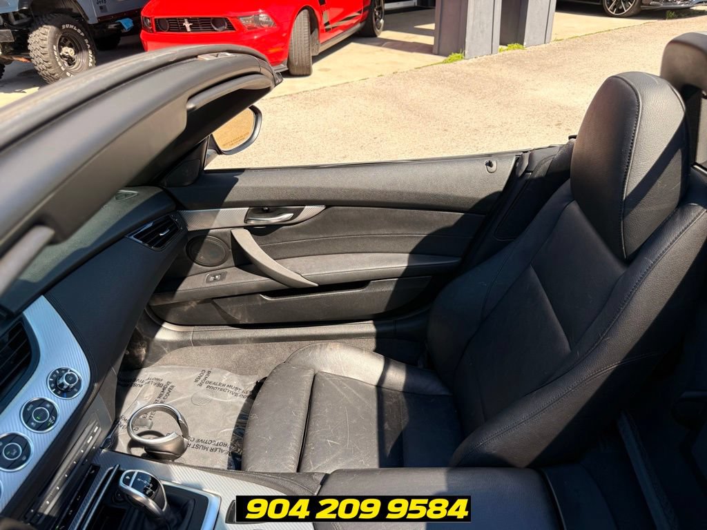Used 2016 BMW Z4 sDrive35i RWD image 24