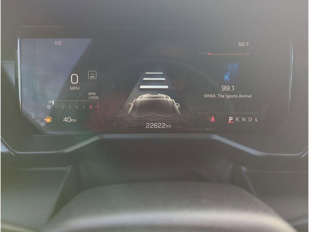 Used 2025 GMC Acadia Elevation FWD image 16