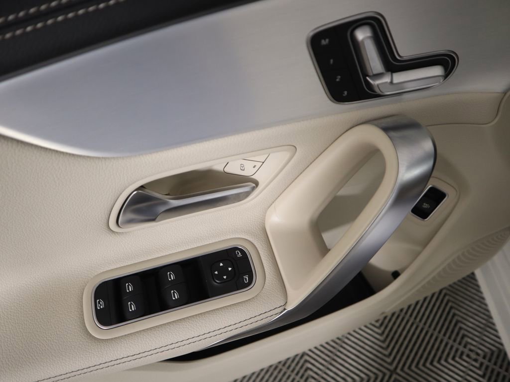 Certified 2023 Mercedes-Benz CLA 250 image 23