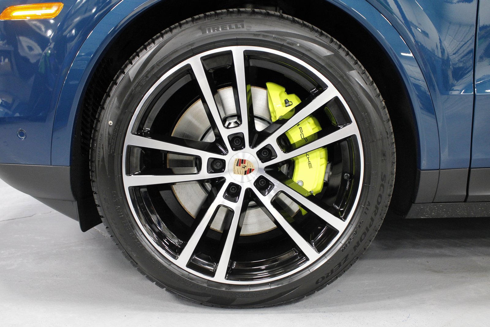 New 2026 Porsche Cayenne S image 11