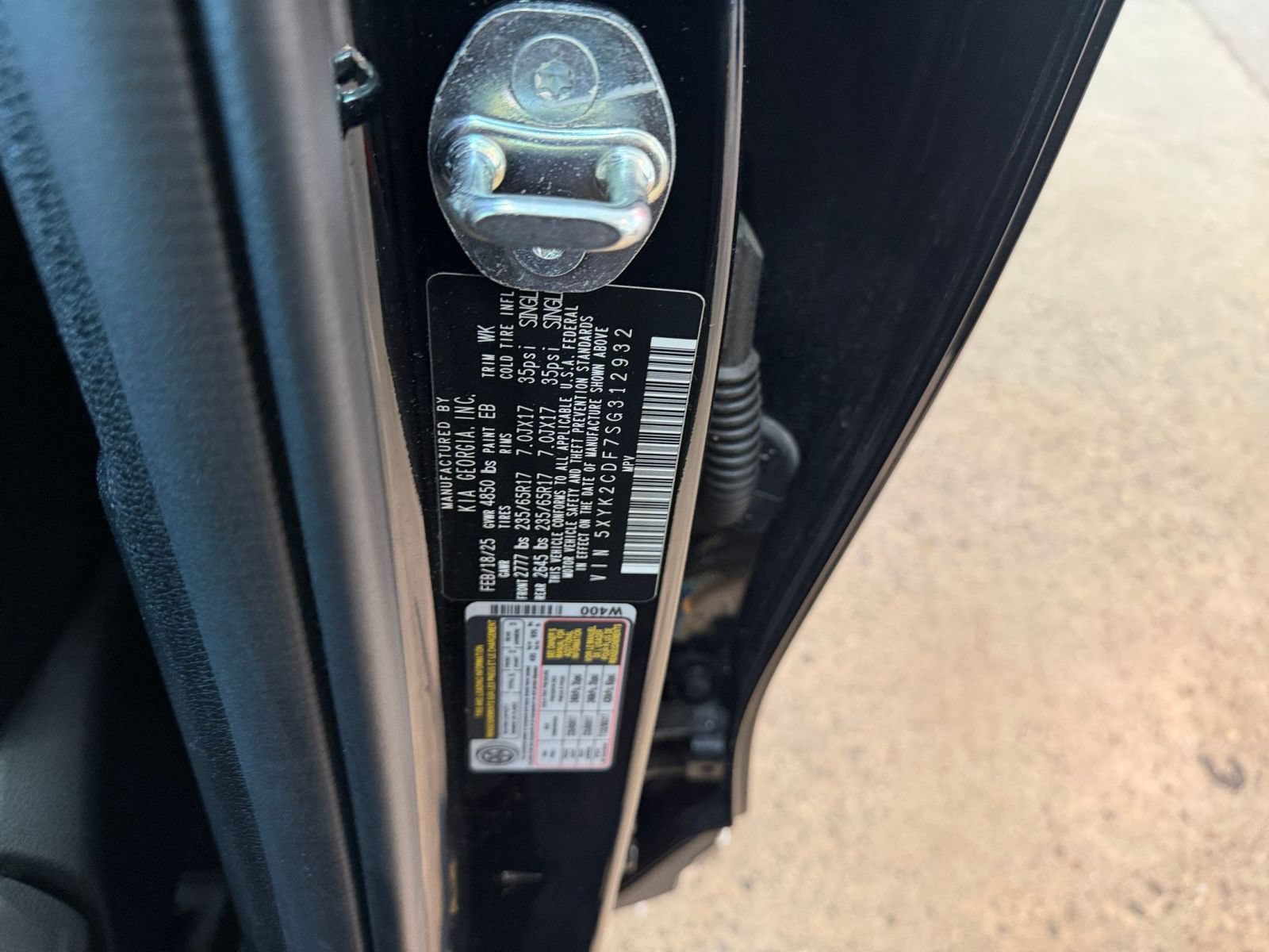 Used 2025 Kia Sportage LX AWD/4WD image 28