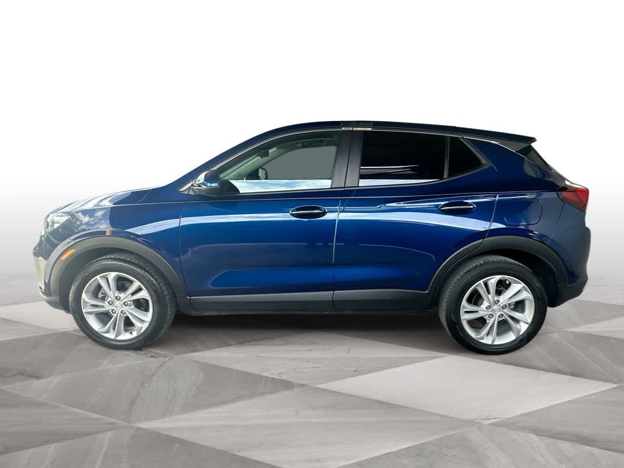 Used 2023 Buick Encore GX Preferred w/ Cold Weather Comfort Package FWD image 5
